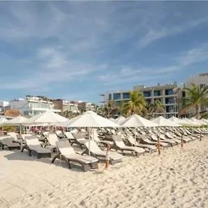 playa-beach.allrivieramayahotels.com/