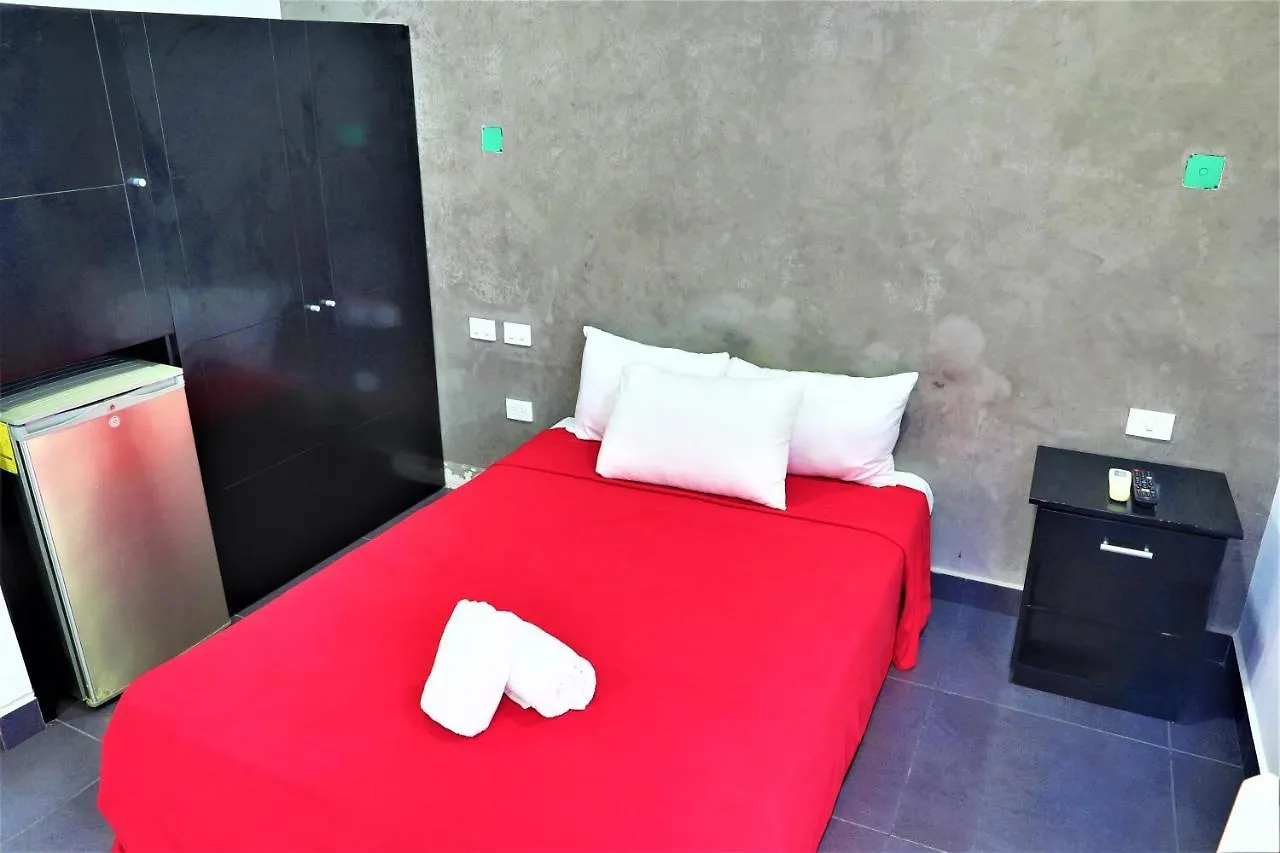 Hotel Colonial Плая-дель-Кармен