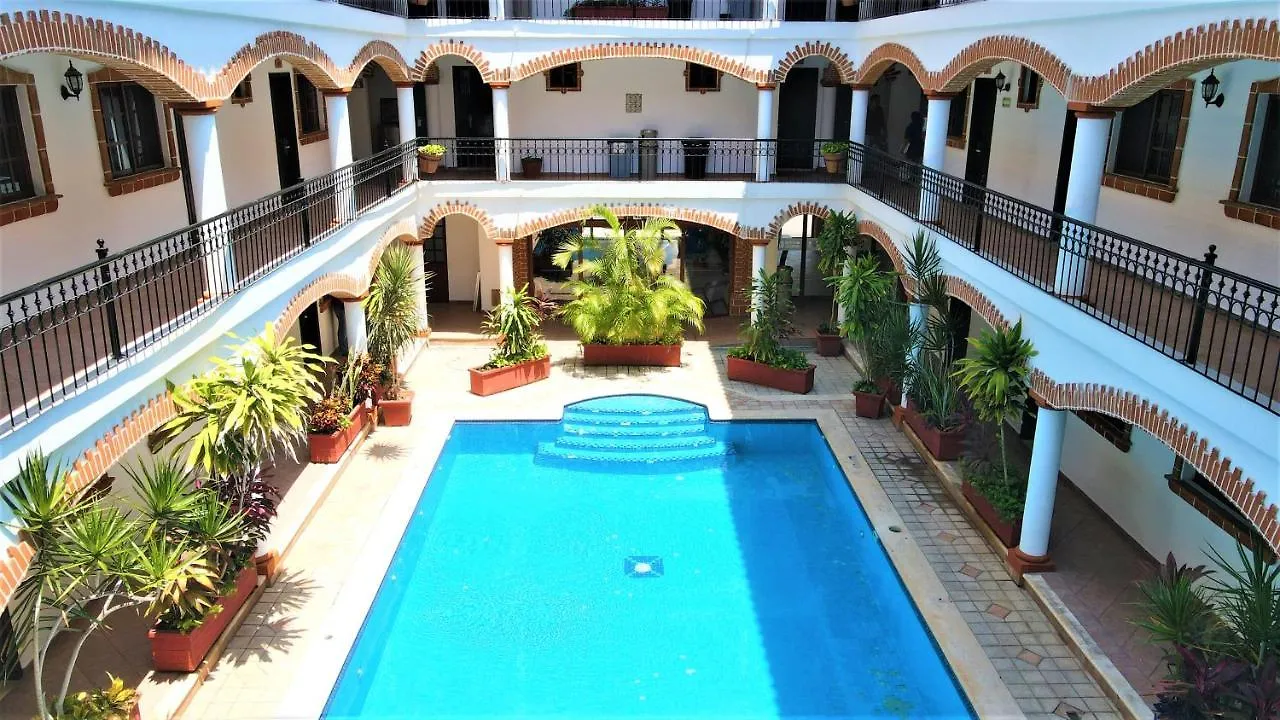 Hotel Colonial Playa Del Carmen